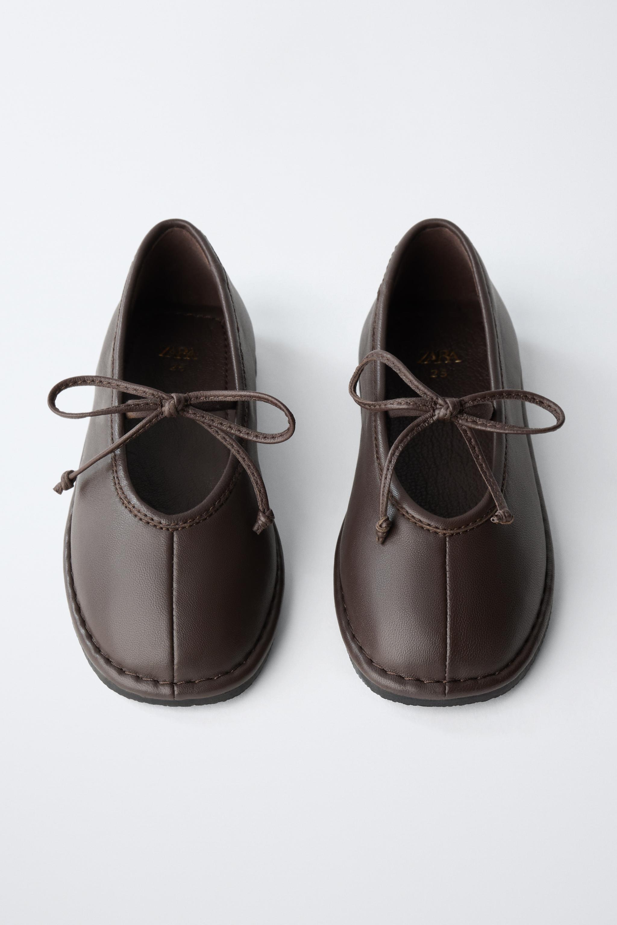BALLERINES EN CUIR